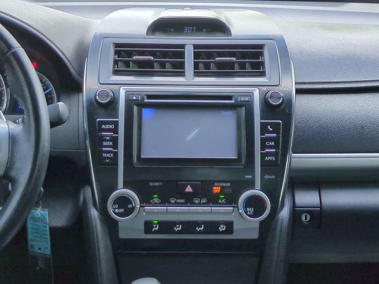 Thumbnail: 2012 Toyota Camry - 17