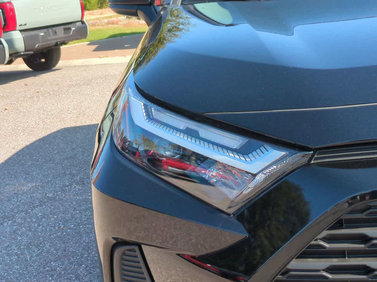 Thumbnail: 2025 Toyota RAV4 - 10