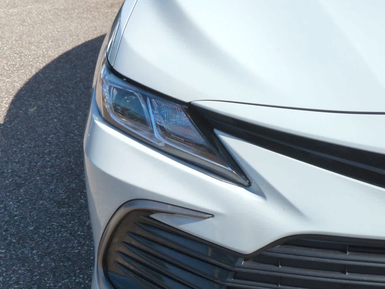 Thumbnail: 2022 Toyota Camry - 10