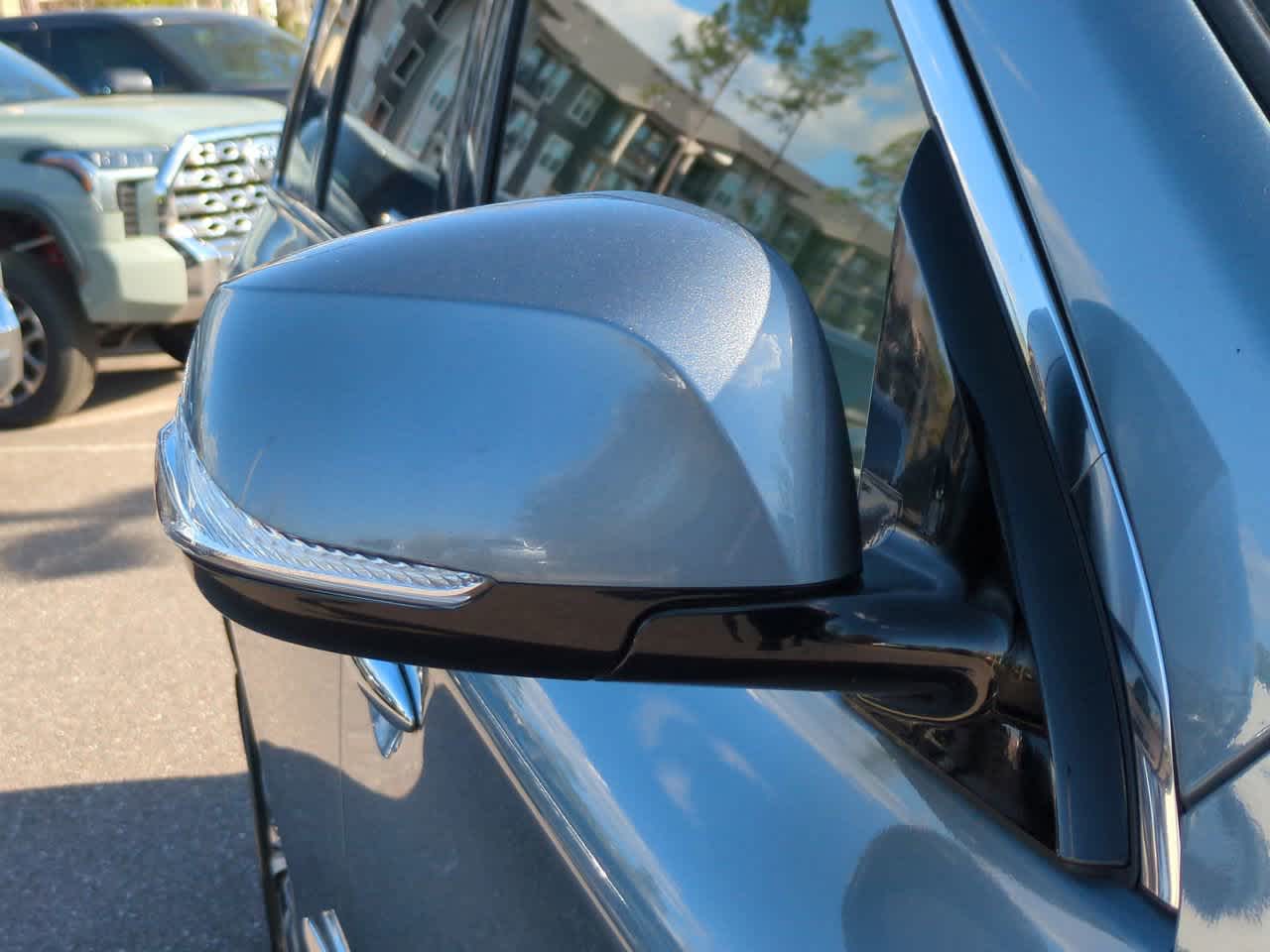 Thumbnail: 2019 INFINITI QX60 - 12