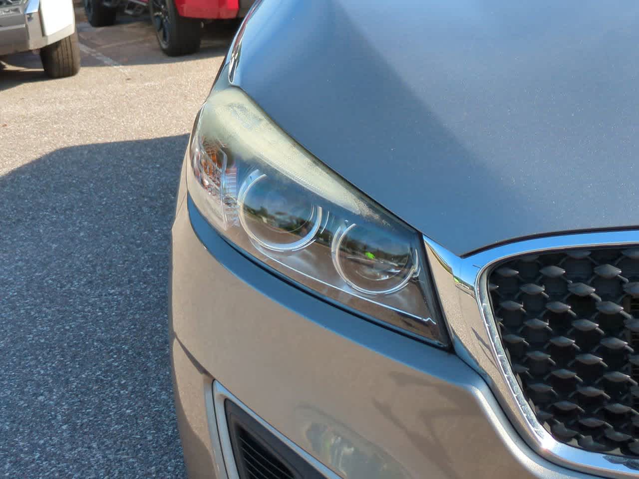 Thumbnail: 2017 Kia Sorento - 10