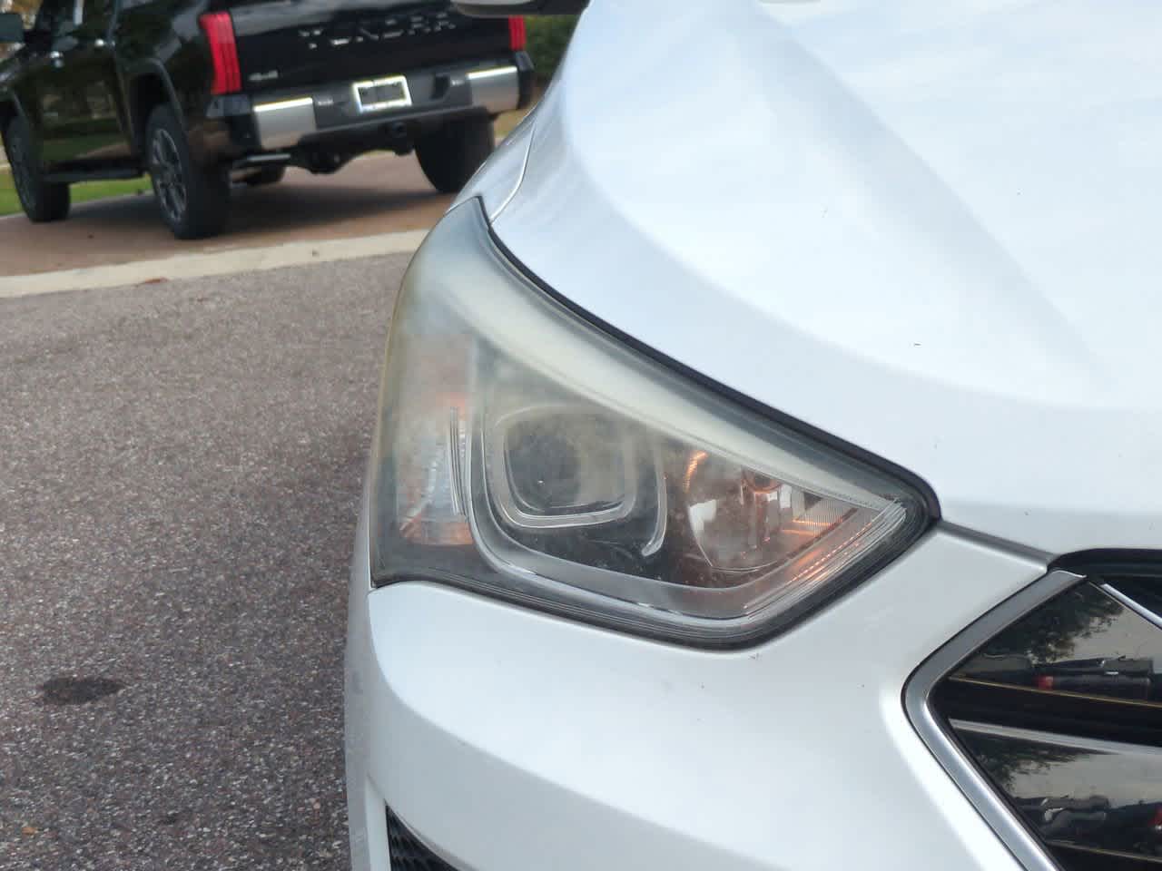 Thumbnail: 2016 Hyundai Santa Fe - 10