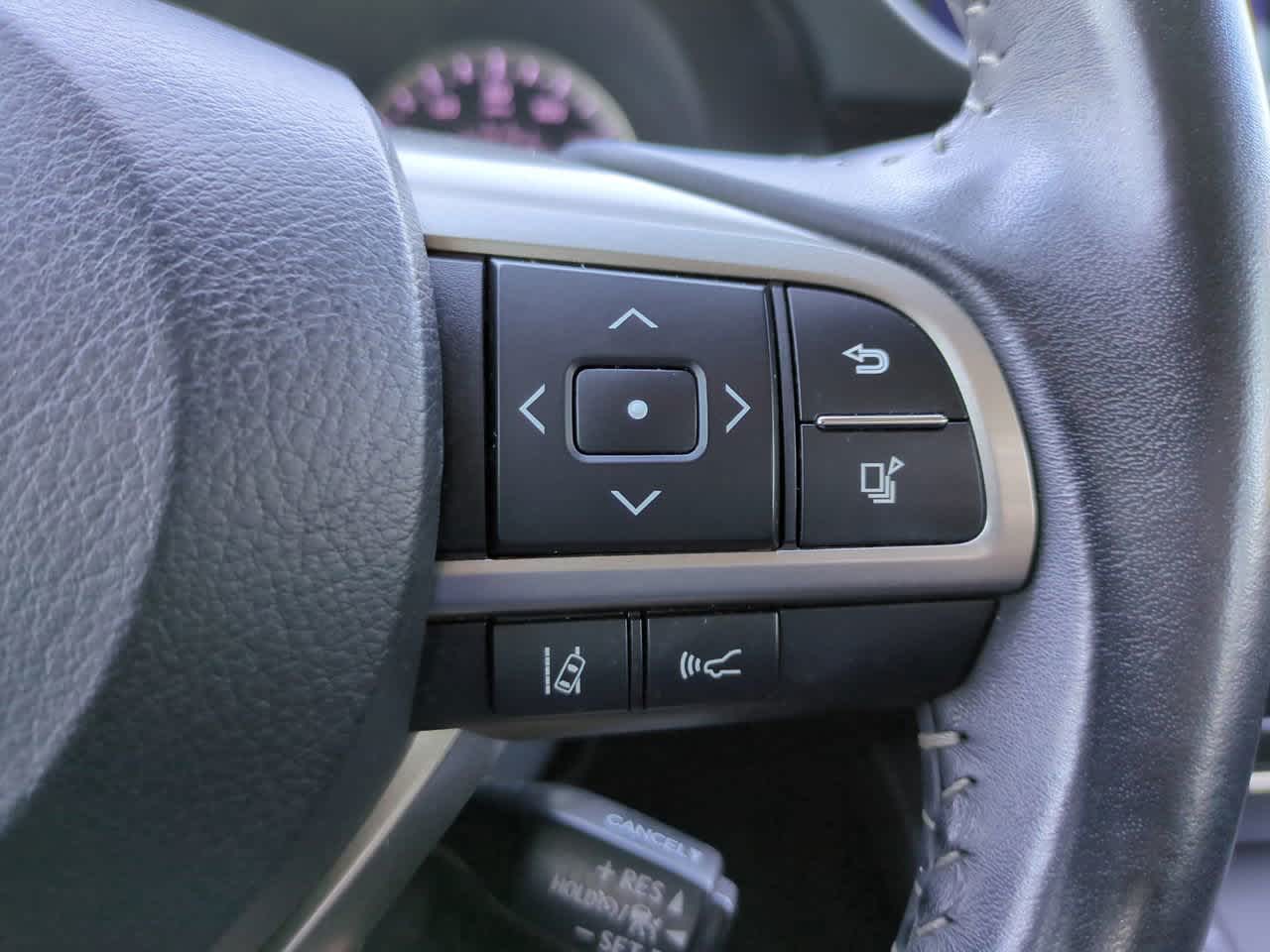 Thumbnail: 2018 Lexus ES - 24