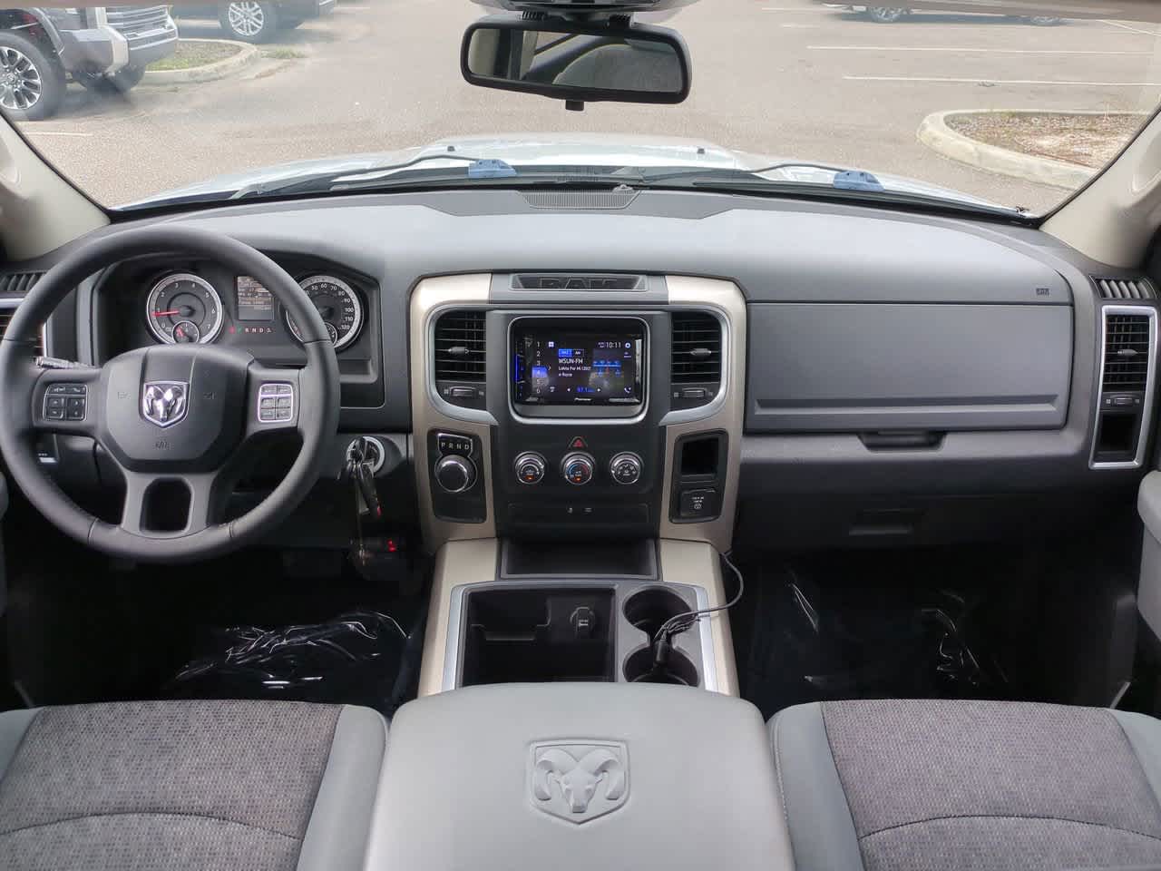 Thumbnail: 2014 RAM 1500 - 14