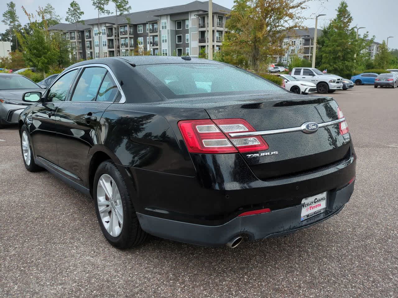 Thumbnail: 2016 Ford Taurus - 4