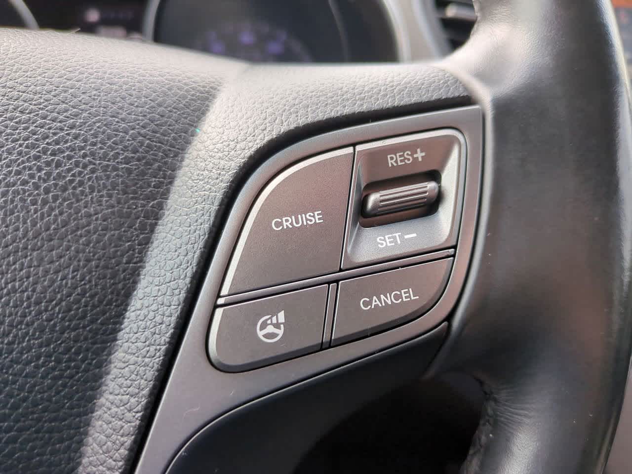 Thumbnail: 2016 Hyundai Santa Fe - 26