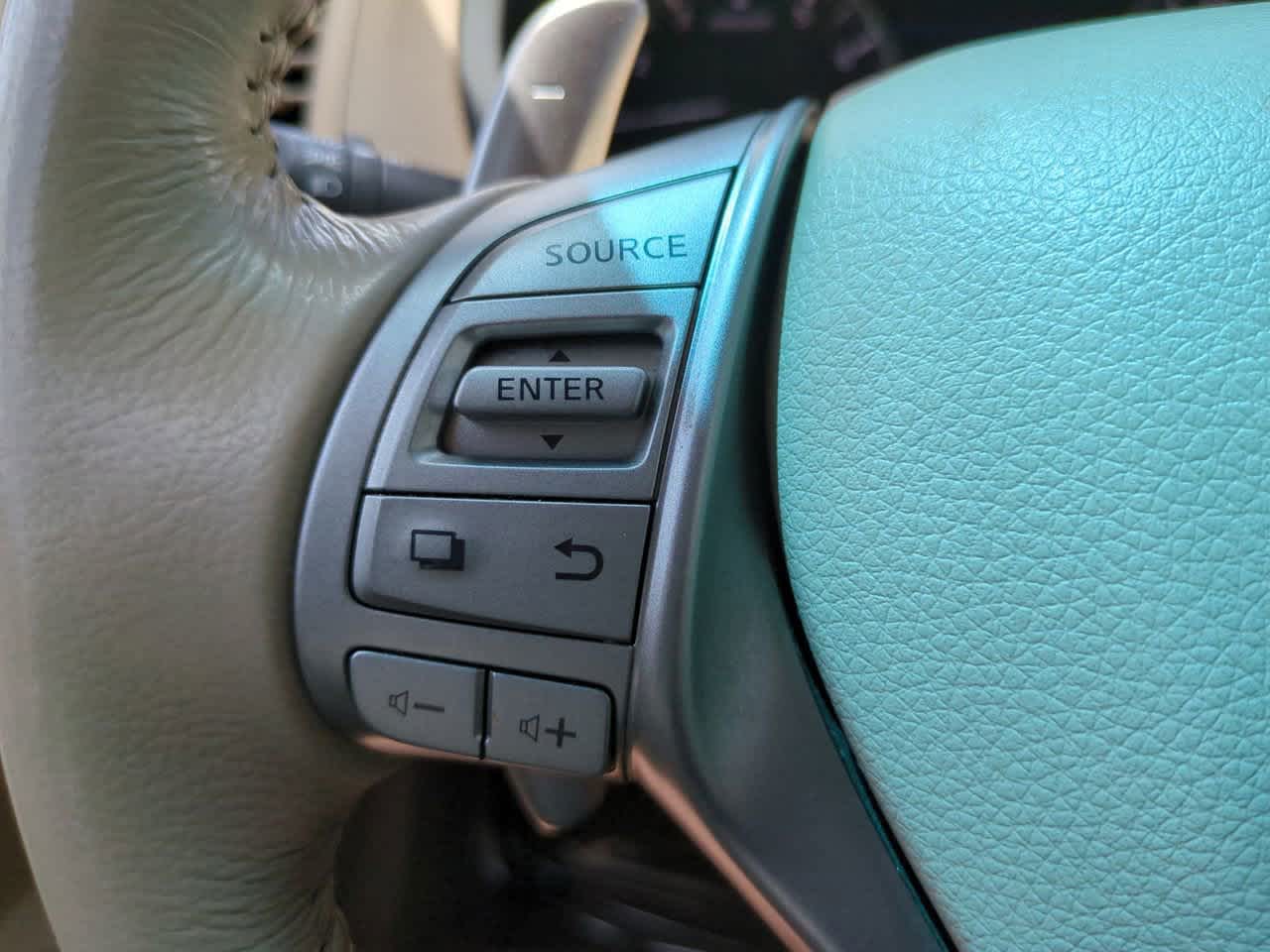 Thumbnail: 2013 Nissan Altima - 24