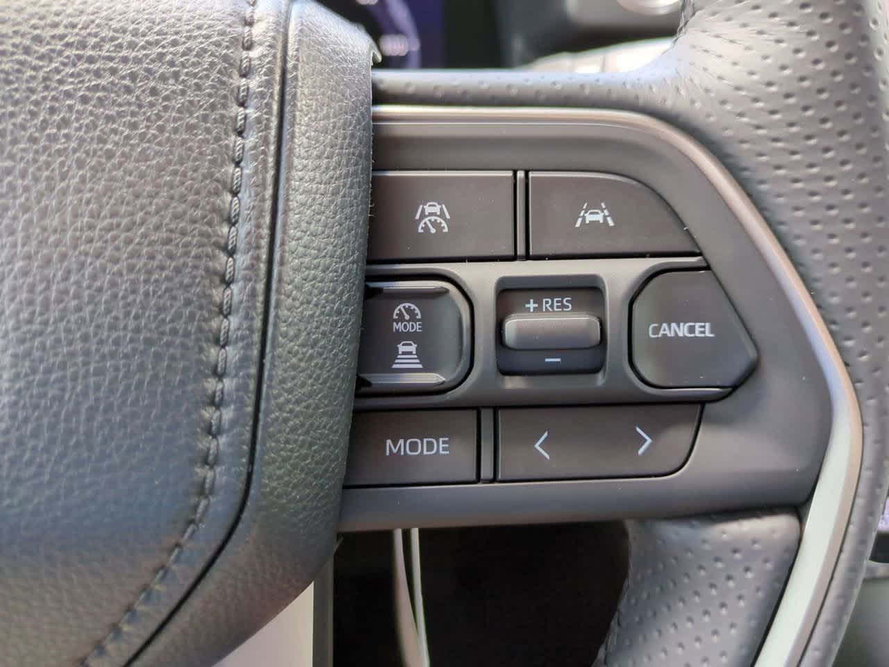 Thumbnail: 2026 Toyota 4Runner - 25