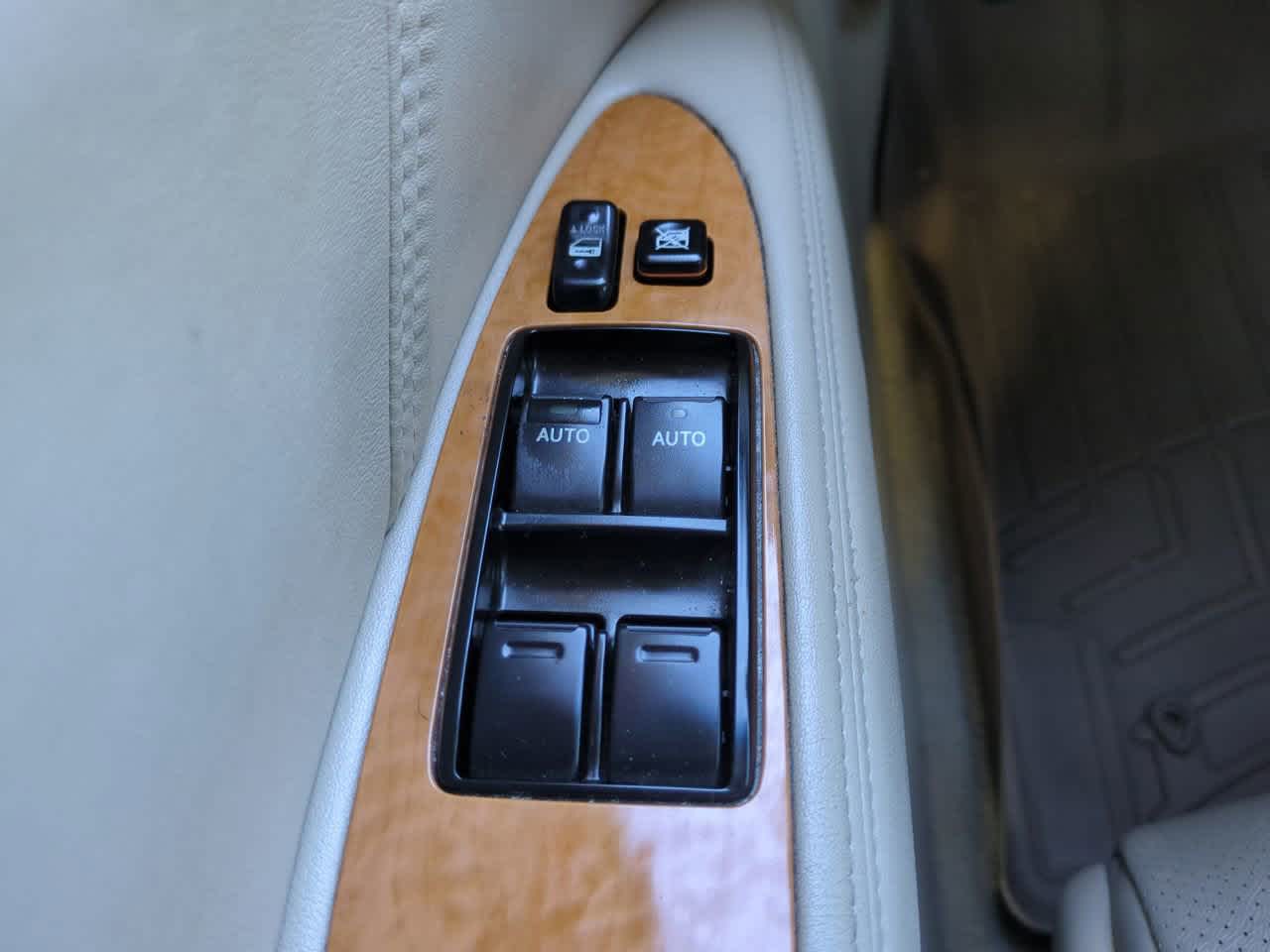 Thumbnail: 2006 Toyota Avalon - 21