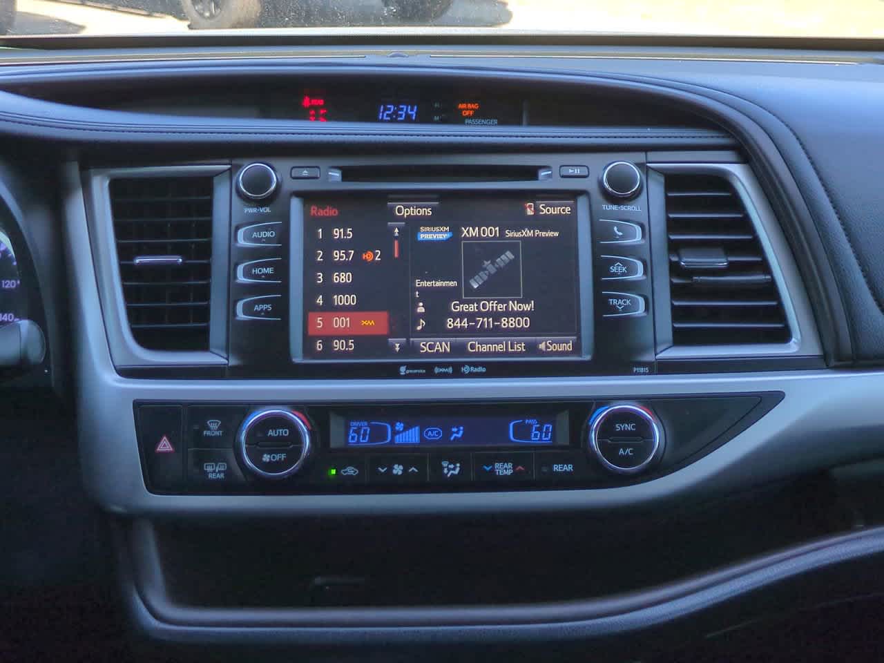 Thumbnail: 2019 Toyota Highlander - 17