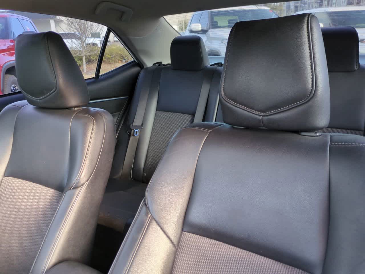 Thumbnail: 2015 Toyota Corolla - 8