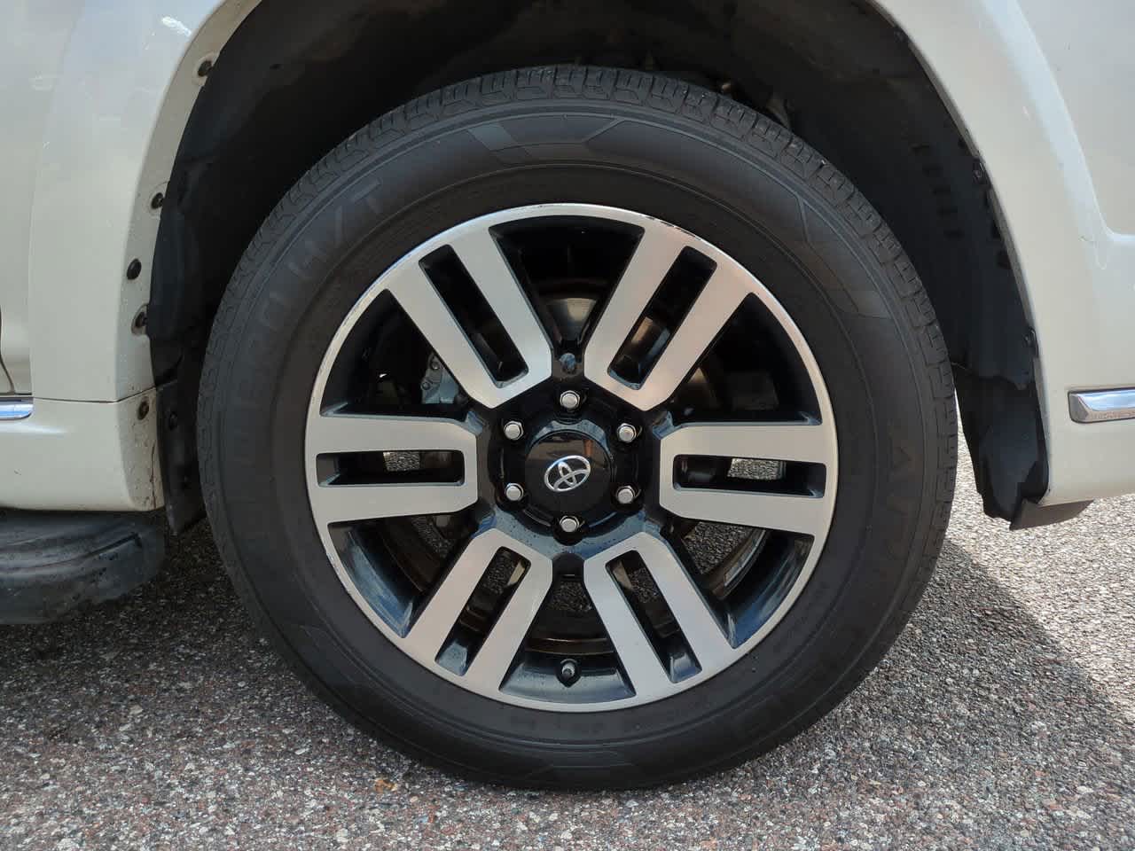 Thumbnail: 2016 Toyota 4Runner - 11