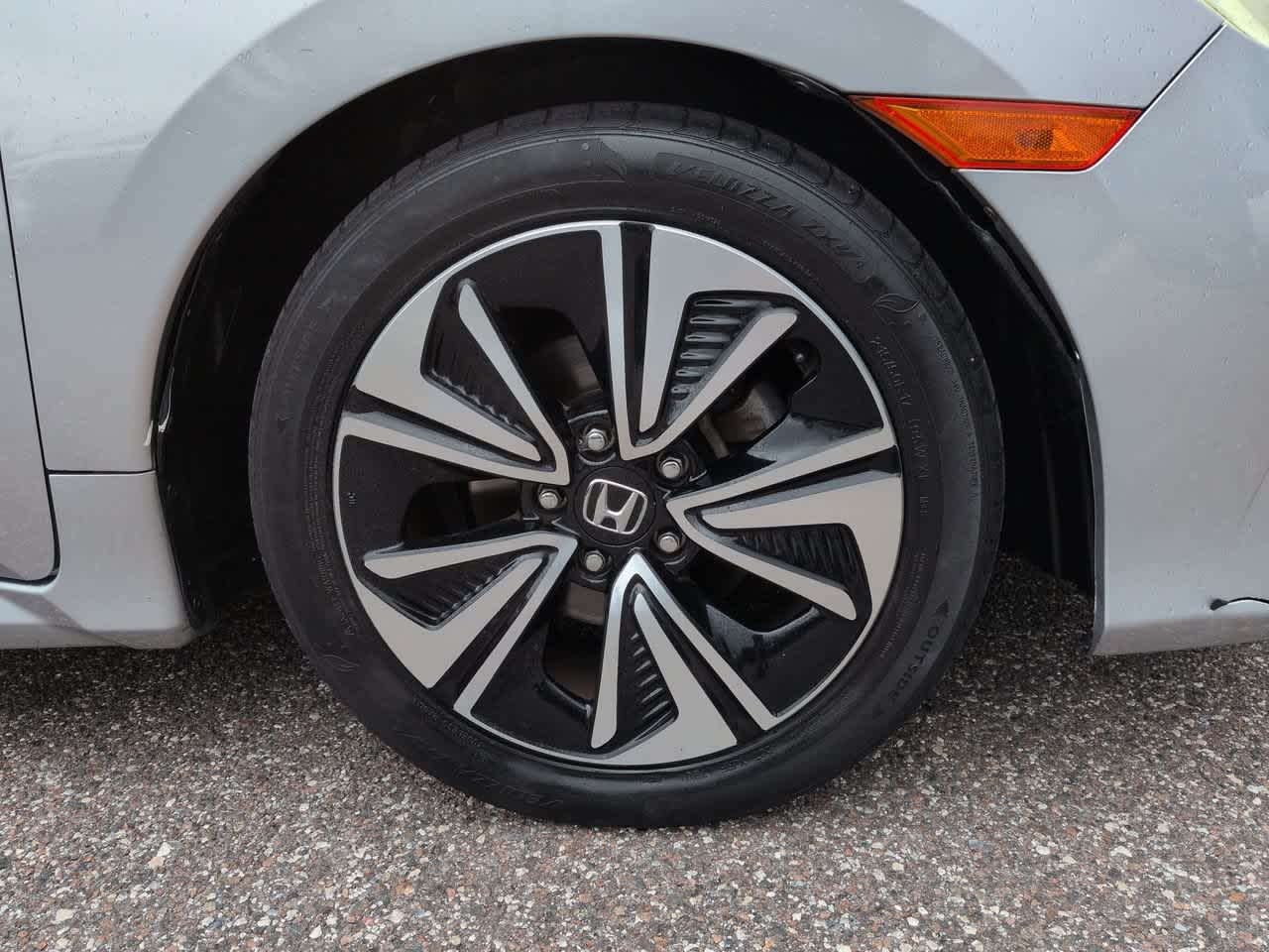 Thumbnail: 2017 Honda Civic - 11