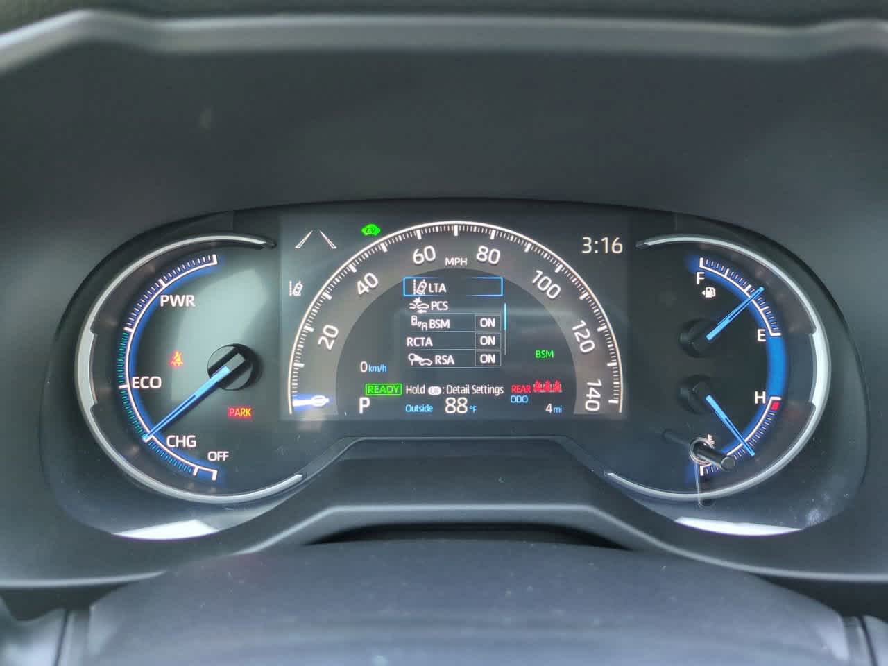 Thumbnail: 2025 Toyota RAV4 - 25