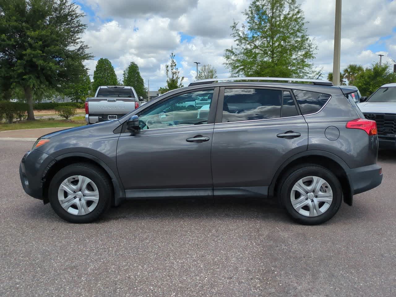 Thumbnail: 2014 Toyota RAV4 - 3