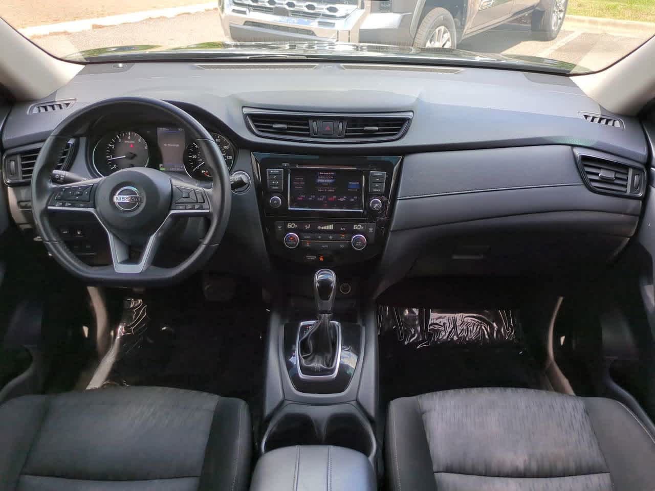 Thumbnail: 2020 Nissan Rogue - 14