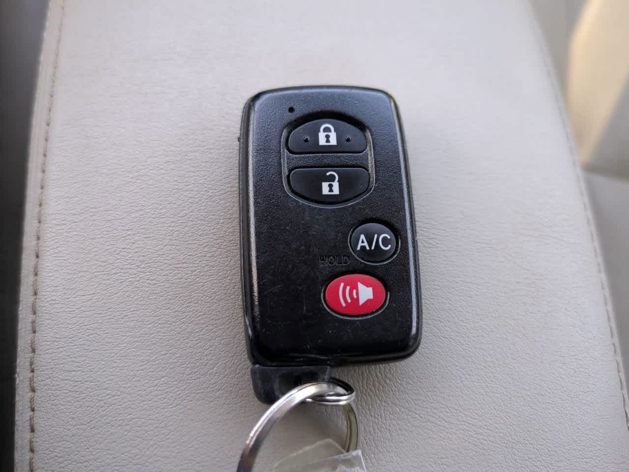 Thumbnail: 2010 Toyota Prius - 26