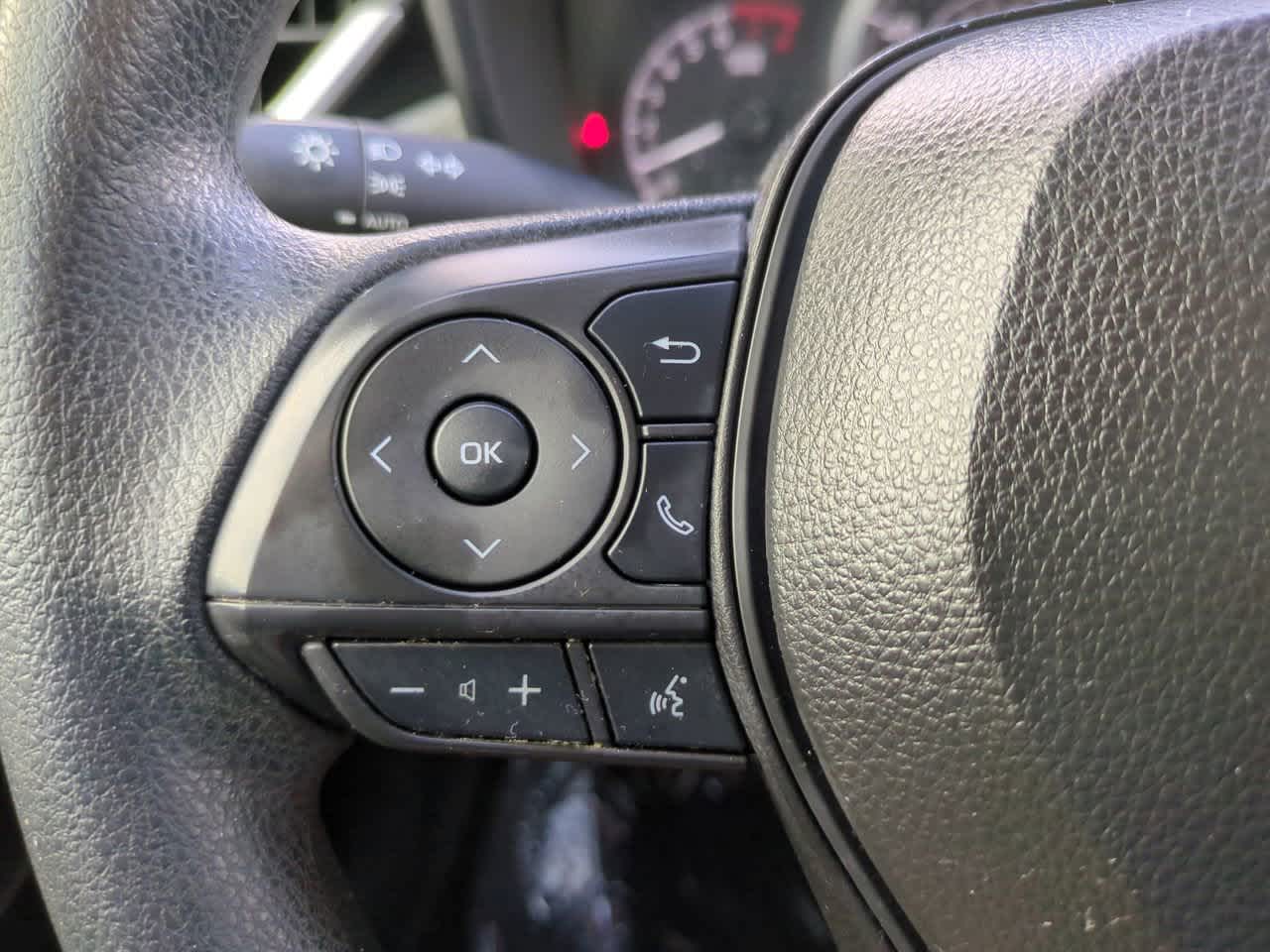 Thumbnail: 2021 Toyota Corolla - 22