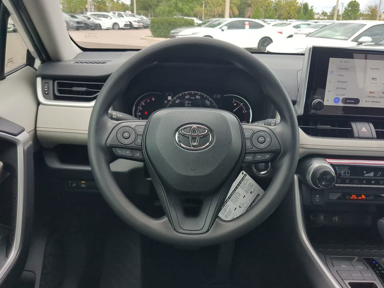 Thumbnail: 2025 Toyota RAV4 - 15