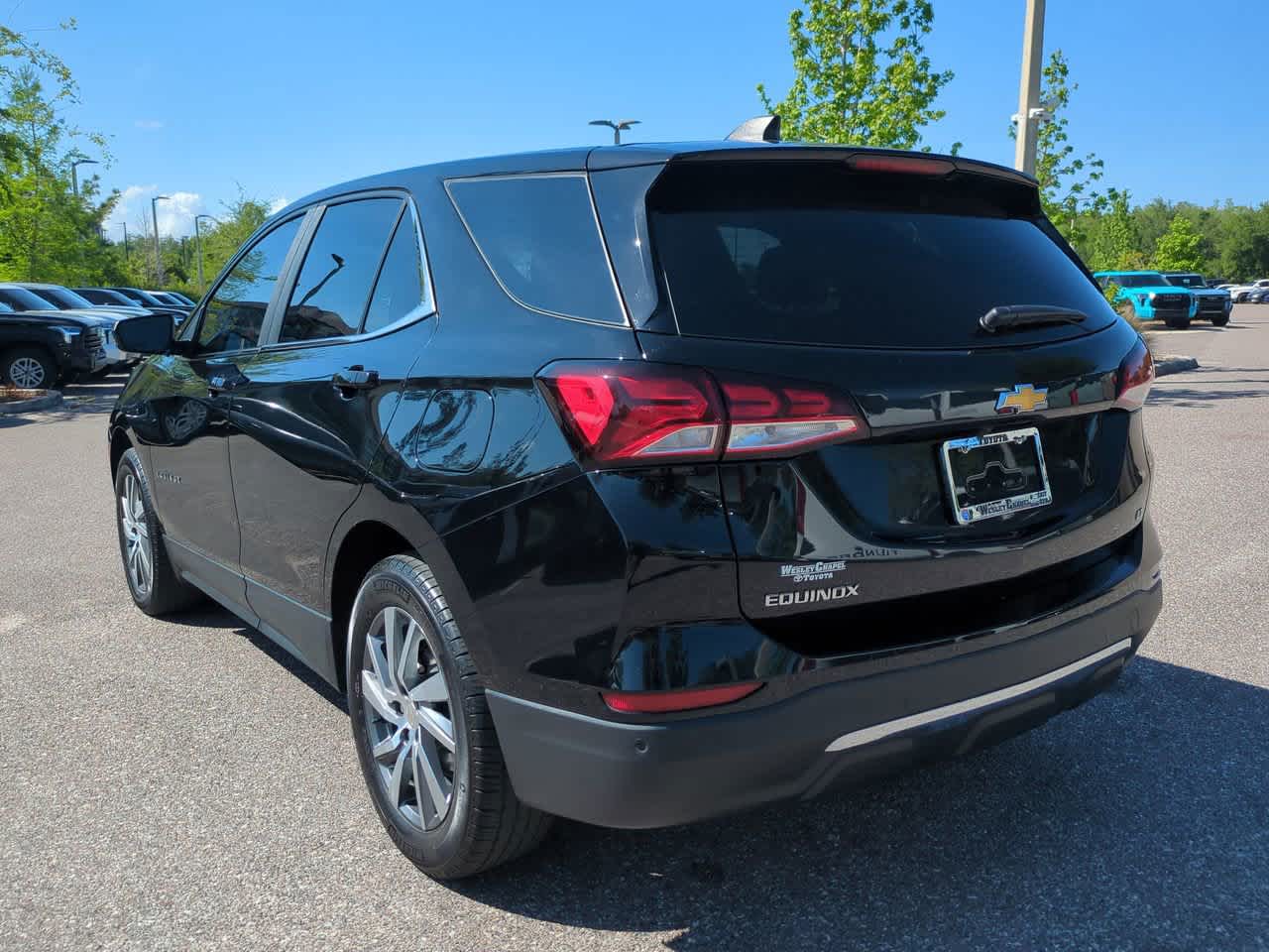 Thumbnail: 2023 Chevrolet Equinox - 4
