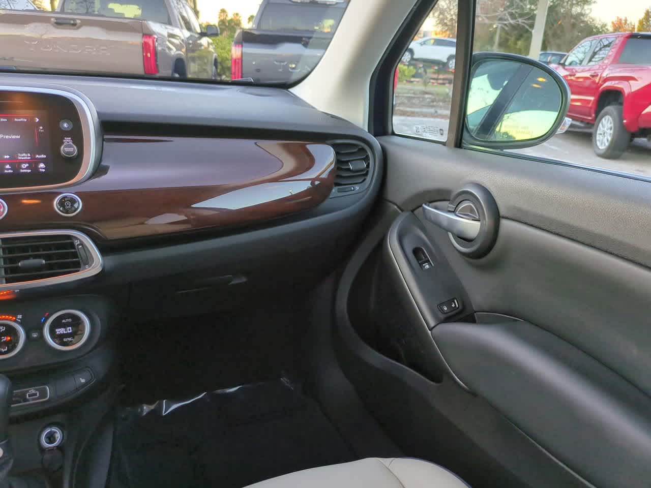 Thumbnail: 2022 Fiat 500X - 16