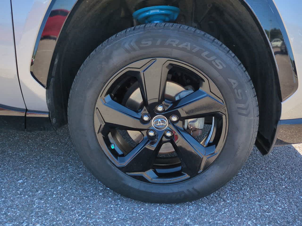 Thumbnail: 2019 Toyota RAV4 - 11