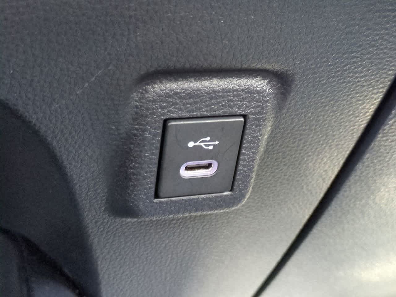 Thumbnail: 2023 Toyota Corolla - 20