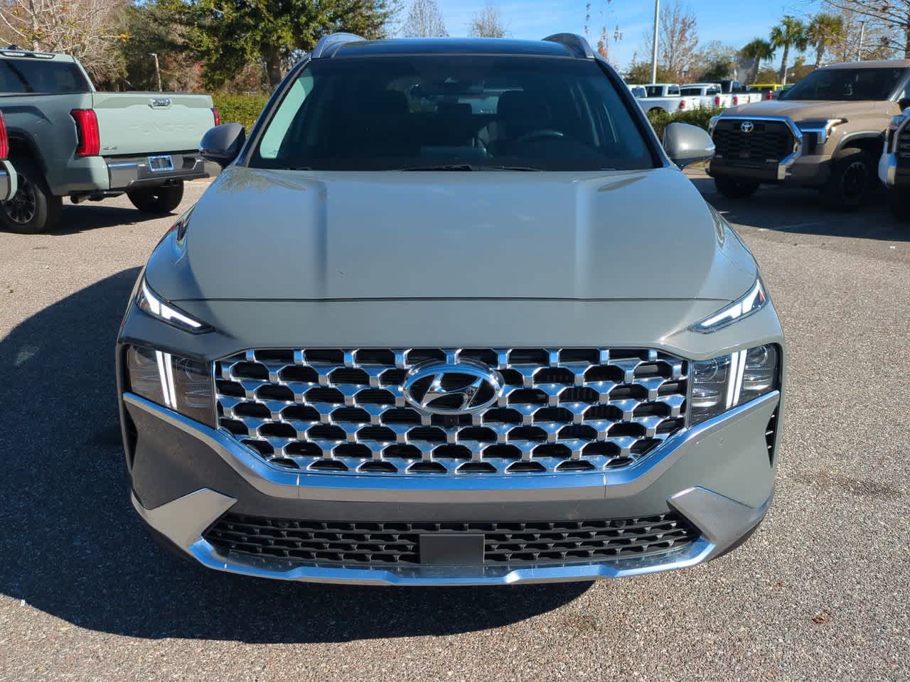 Thumbnail: 2023 Hyundai Santa Fe - 9