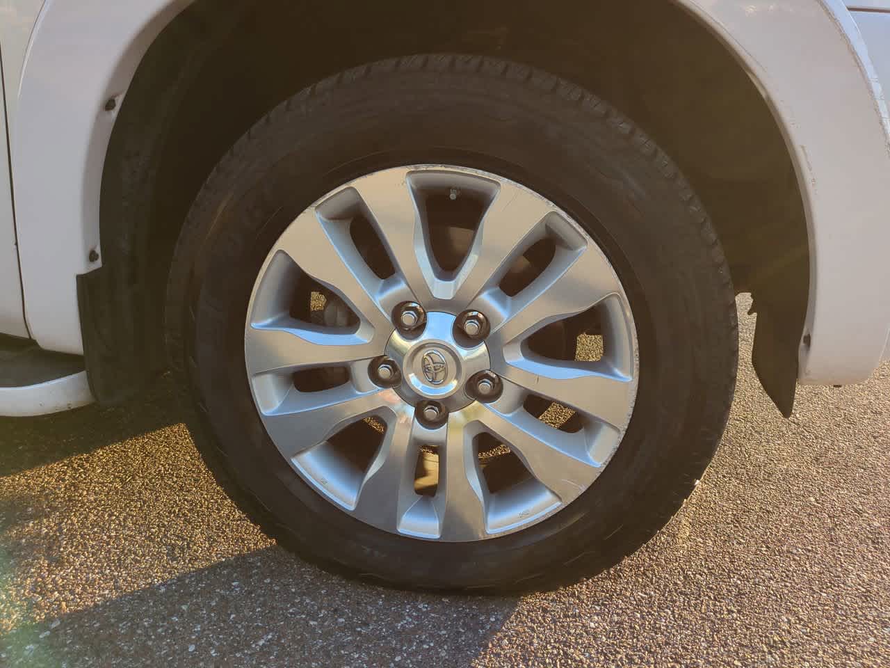 Thumbnail: 2010 Toyota Sequoia - 10