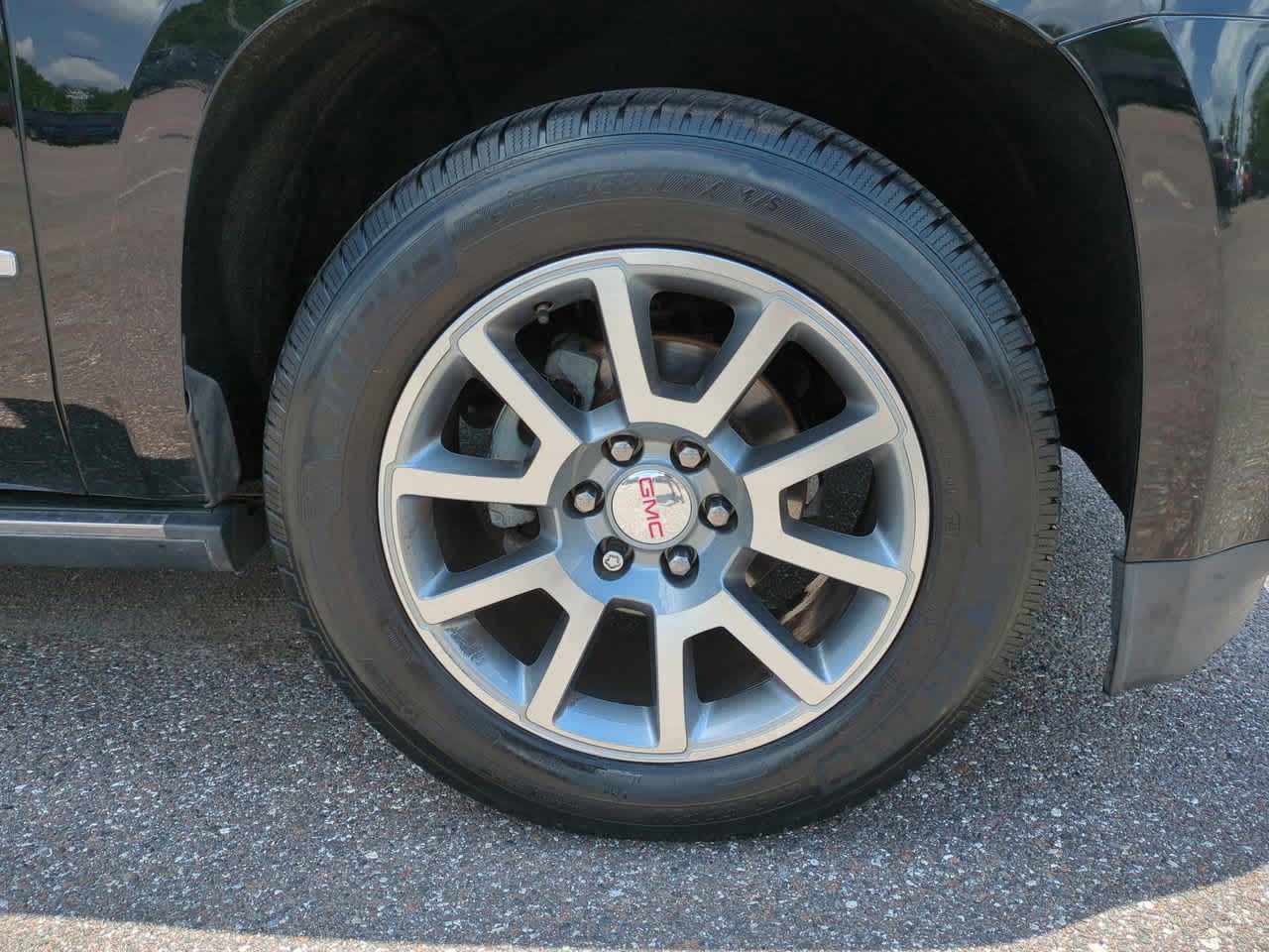 Thumbnail: 2016 GMC Yukon XL - 9