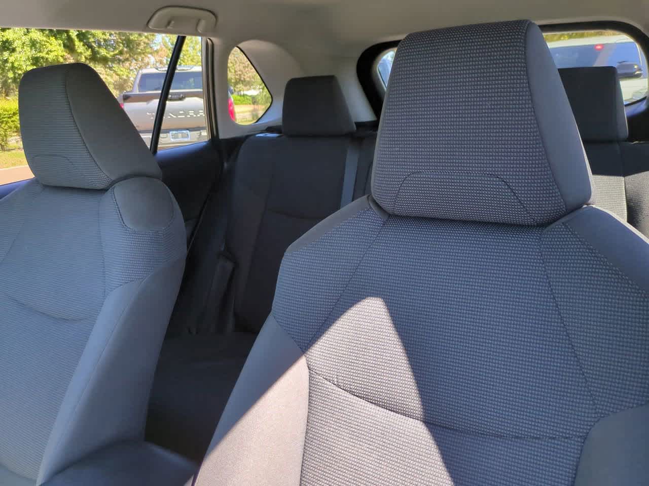 Thumbnail: 2025 Toyota RAV4 - 8