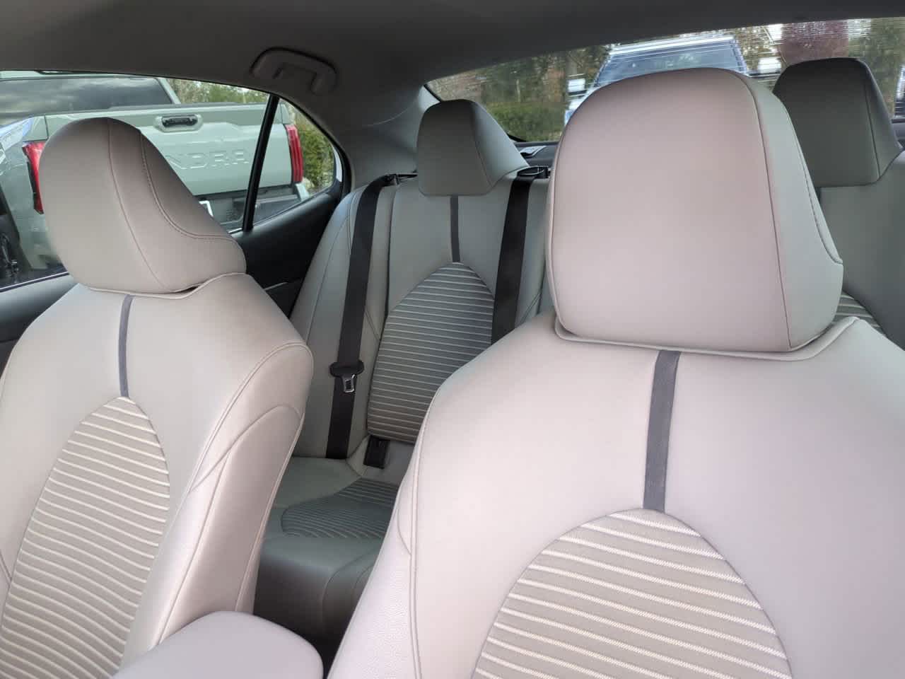 Thumbnail: 2022 Toyota Camry - 8