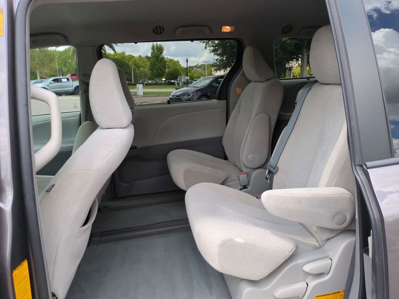 Thumbnail: 2013 Toyota Sienna - 14