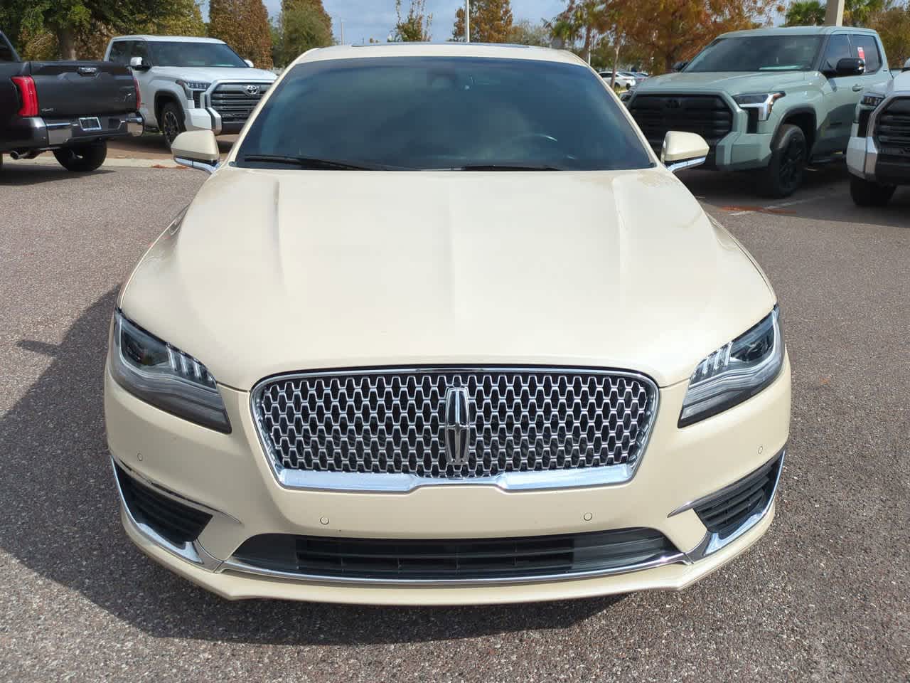 Thumbnail: 2018 Lincoln MKZ - 9