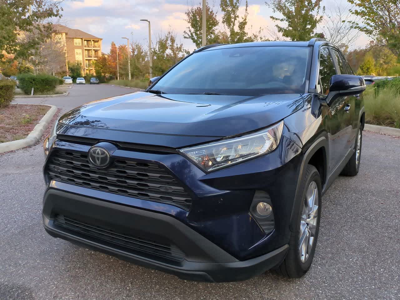Thumbnail: 2020 Toyota RAV4 - 2