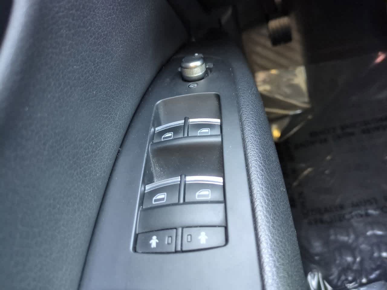 Thumbnail: 2013 Audi Q7 - 23