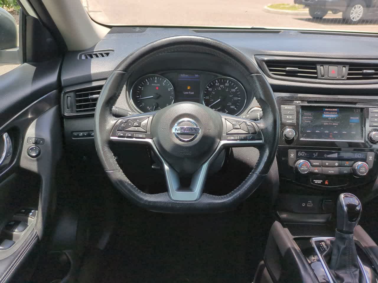 Thumbnail: 2018 Nissan Rogue - 15