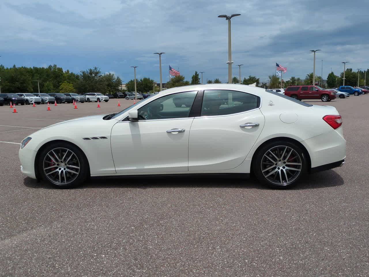 Thumbnail: 2014 Maserati Ghibli - 3