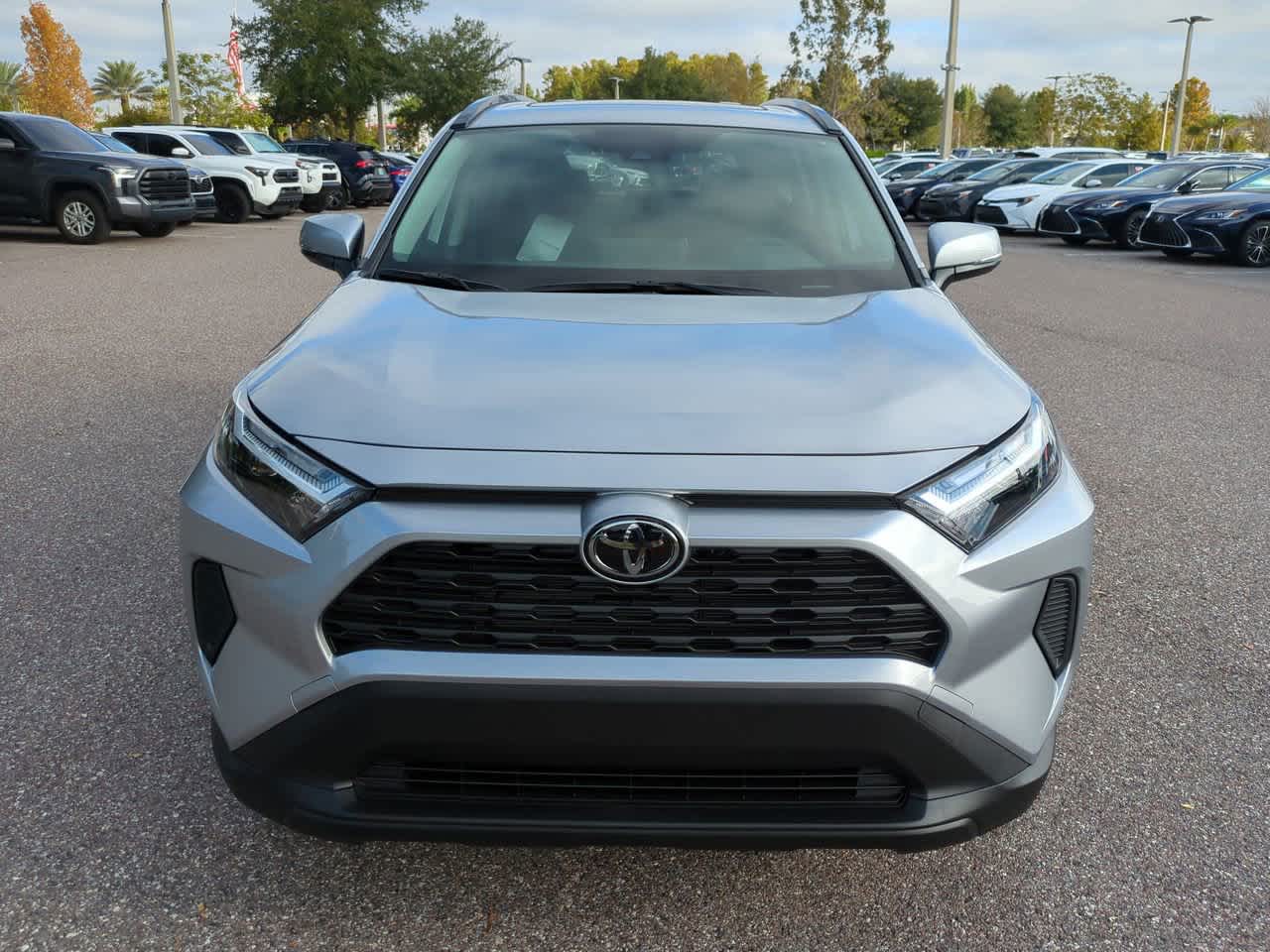 Thumbnail: 2025 Toyota RAV4 - 9