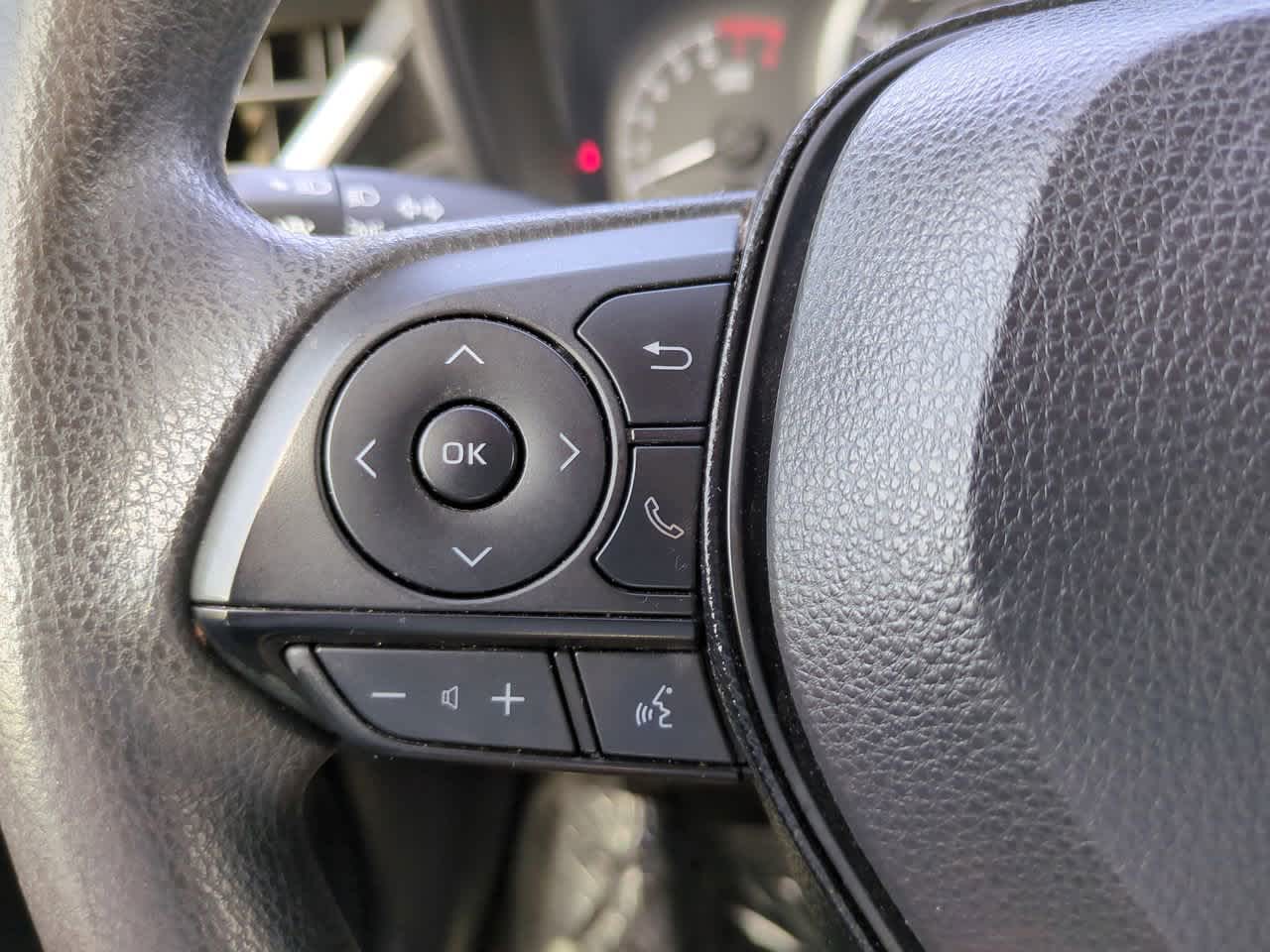 Thumbnail: 2021 Toyota Corolla - 22