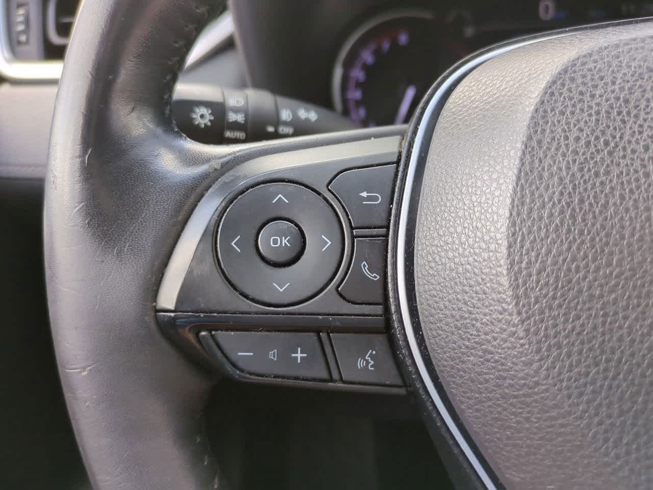 Thumbnail: 2020 Toyota RAV4 - 22