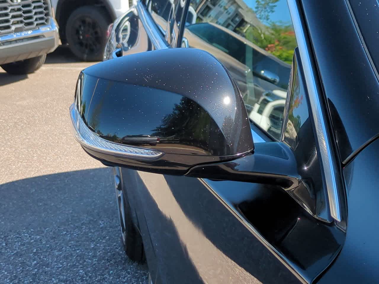 Thumbnail: 2017 INFINITI QX30 - 12