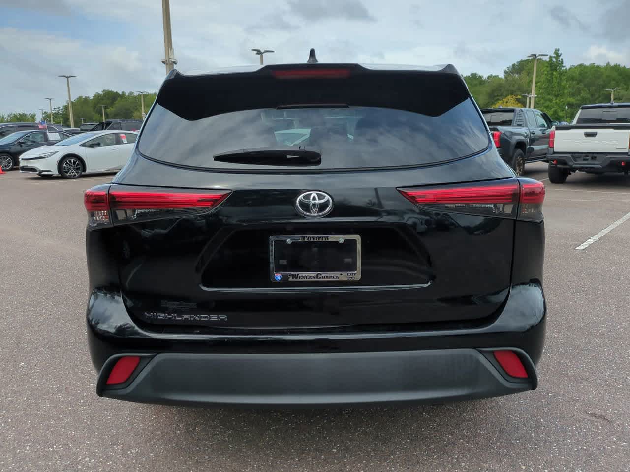 Thumbnail: 2021 Toyota Highlander - 5