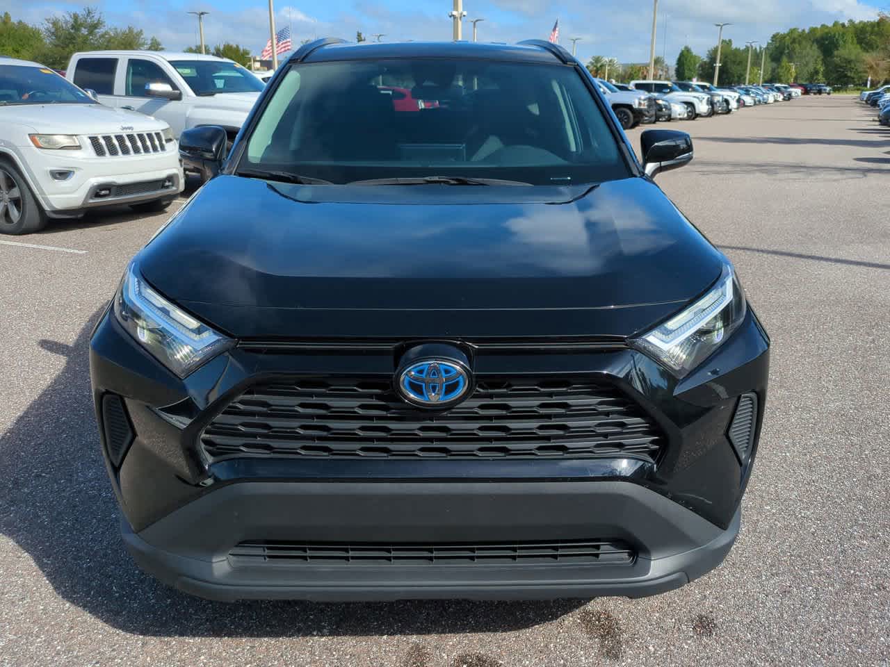Thumbnail: 2024 Toyota RAV4 - 9