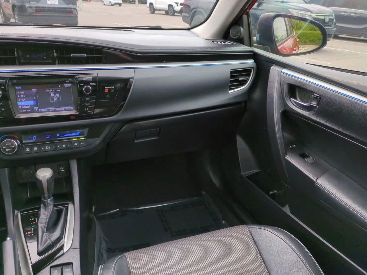 2015 Toyota Corolla S 15