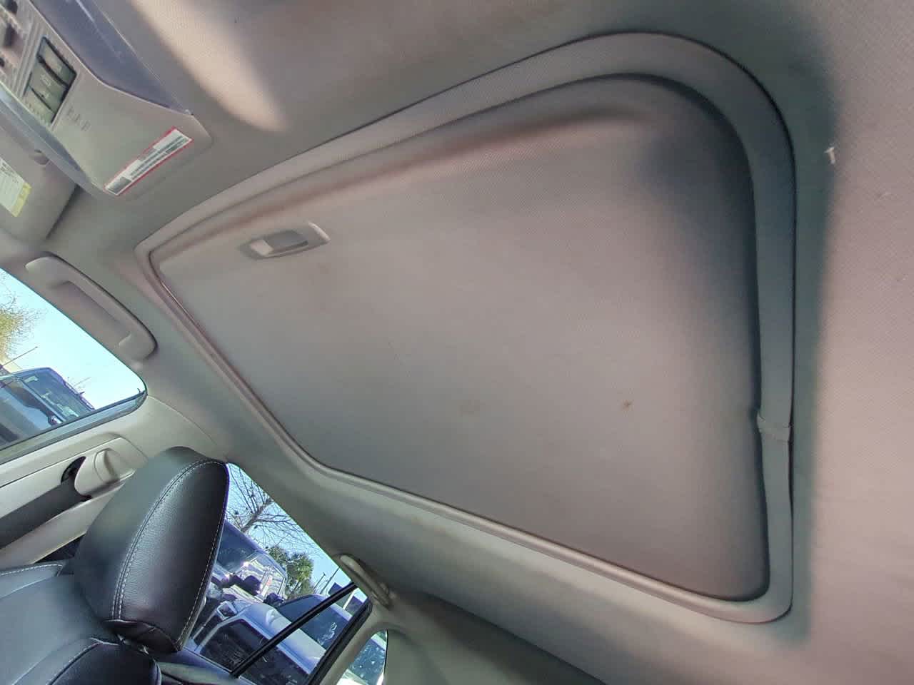 Thumbnail: 2019 Toyota RAV4 - 19