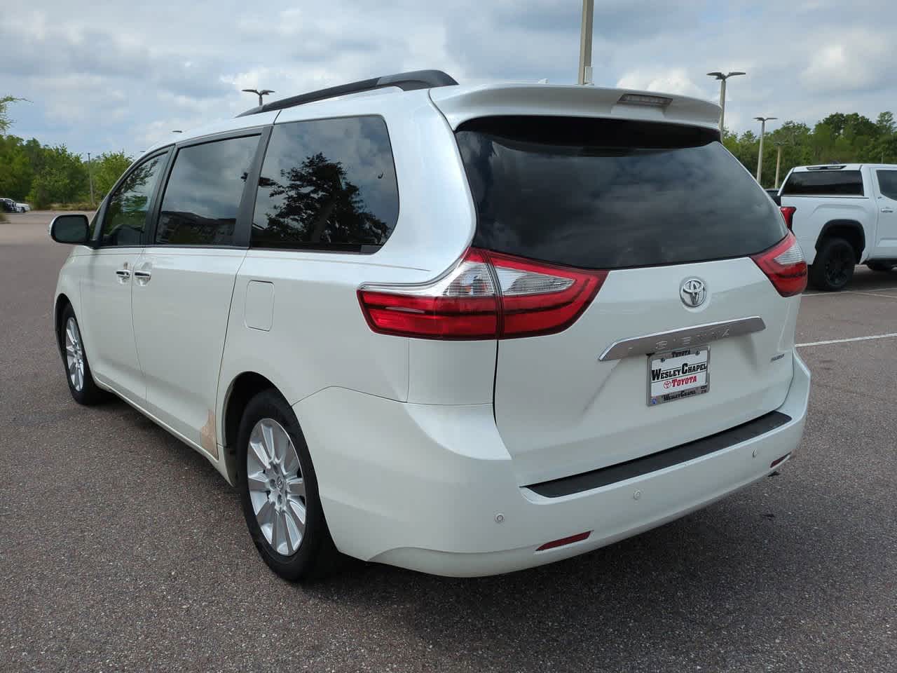 2015 Toyota Sienna Limited 4