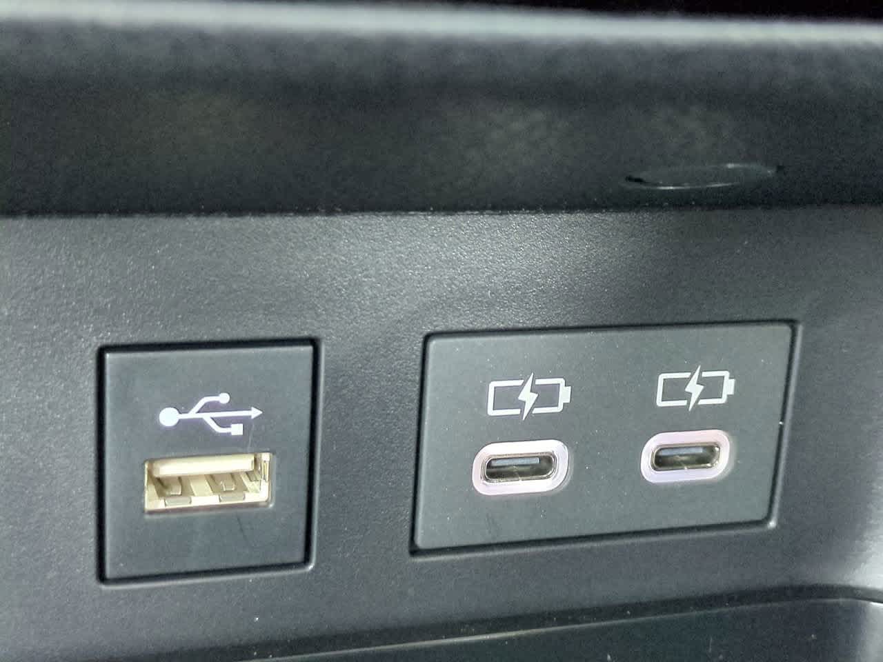 Thumbnail: 2025 Toyota Camry - 20