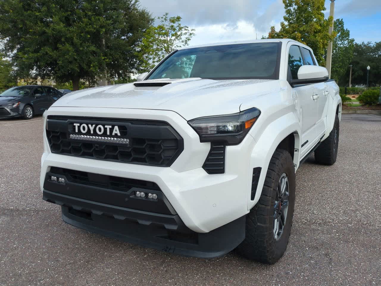 Thumbnail: 2024 Toyota Tacoma - 2