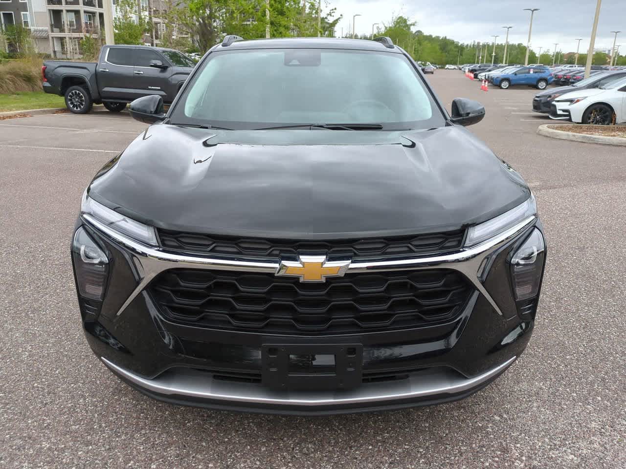 Thumbnail: 2025 Chevrolet Trax - 9